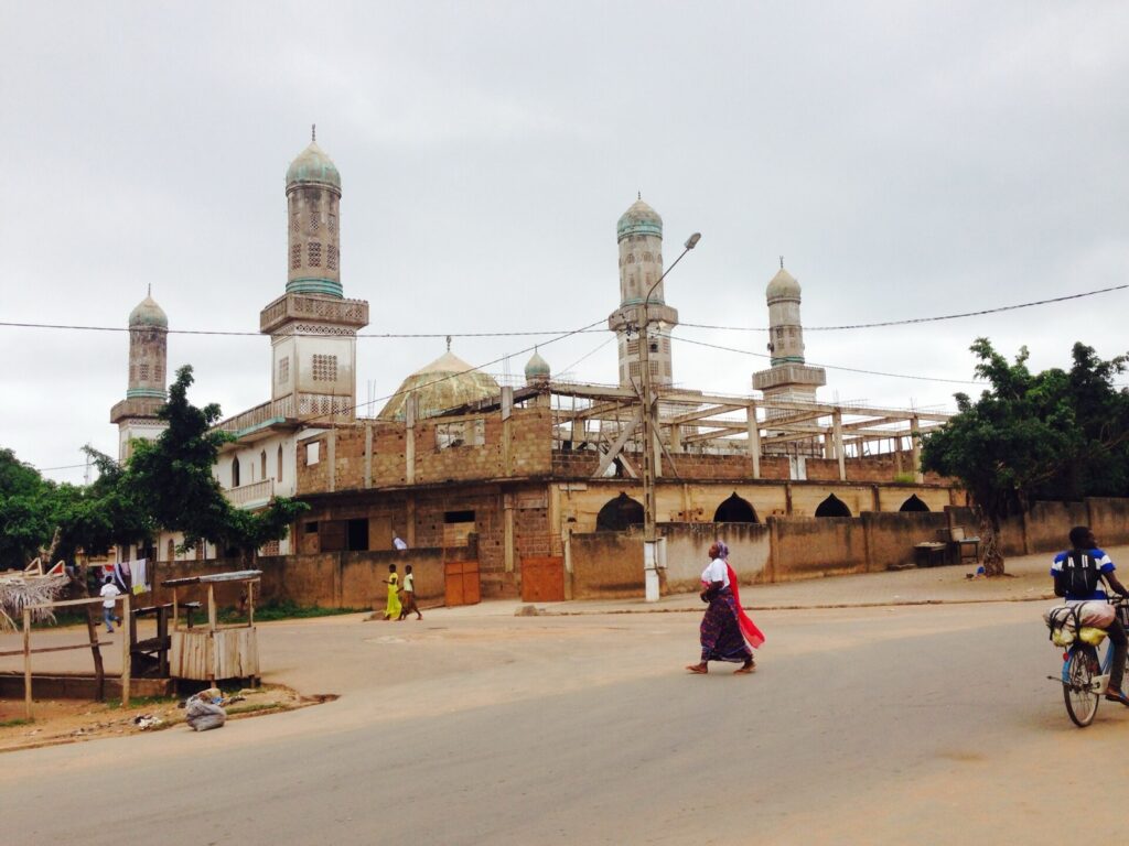 Grande mosquée de Bondoukou et ses minarets